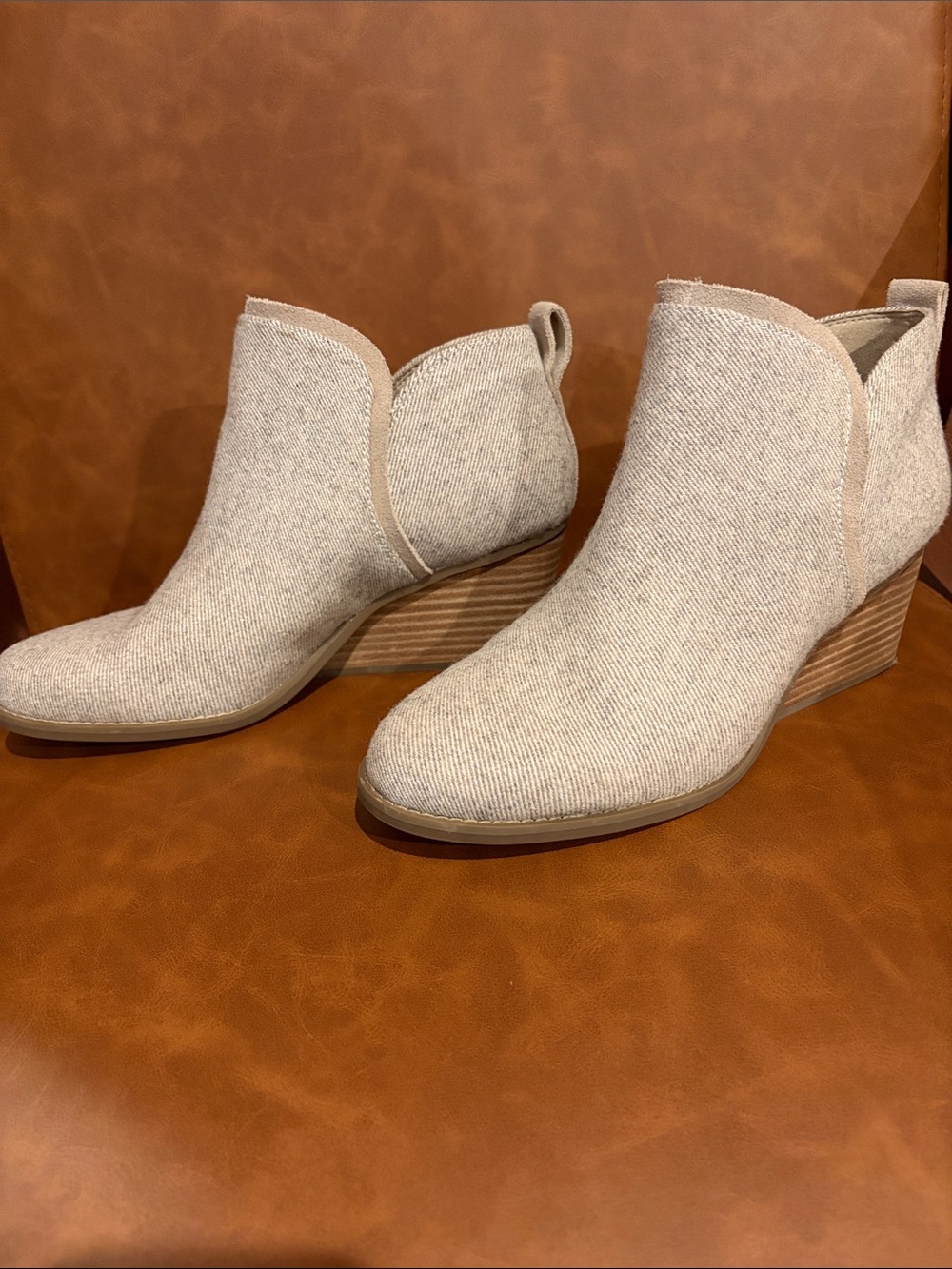 Toms Light Beige Wedge Ankle Booties
